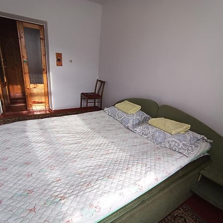Meerim Guest House Bokonbayevo Exterior photo