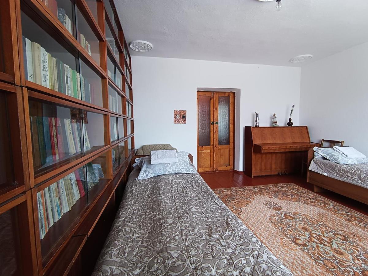 Meerim Guest House Bokonbayevo Exterior photo